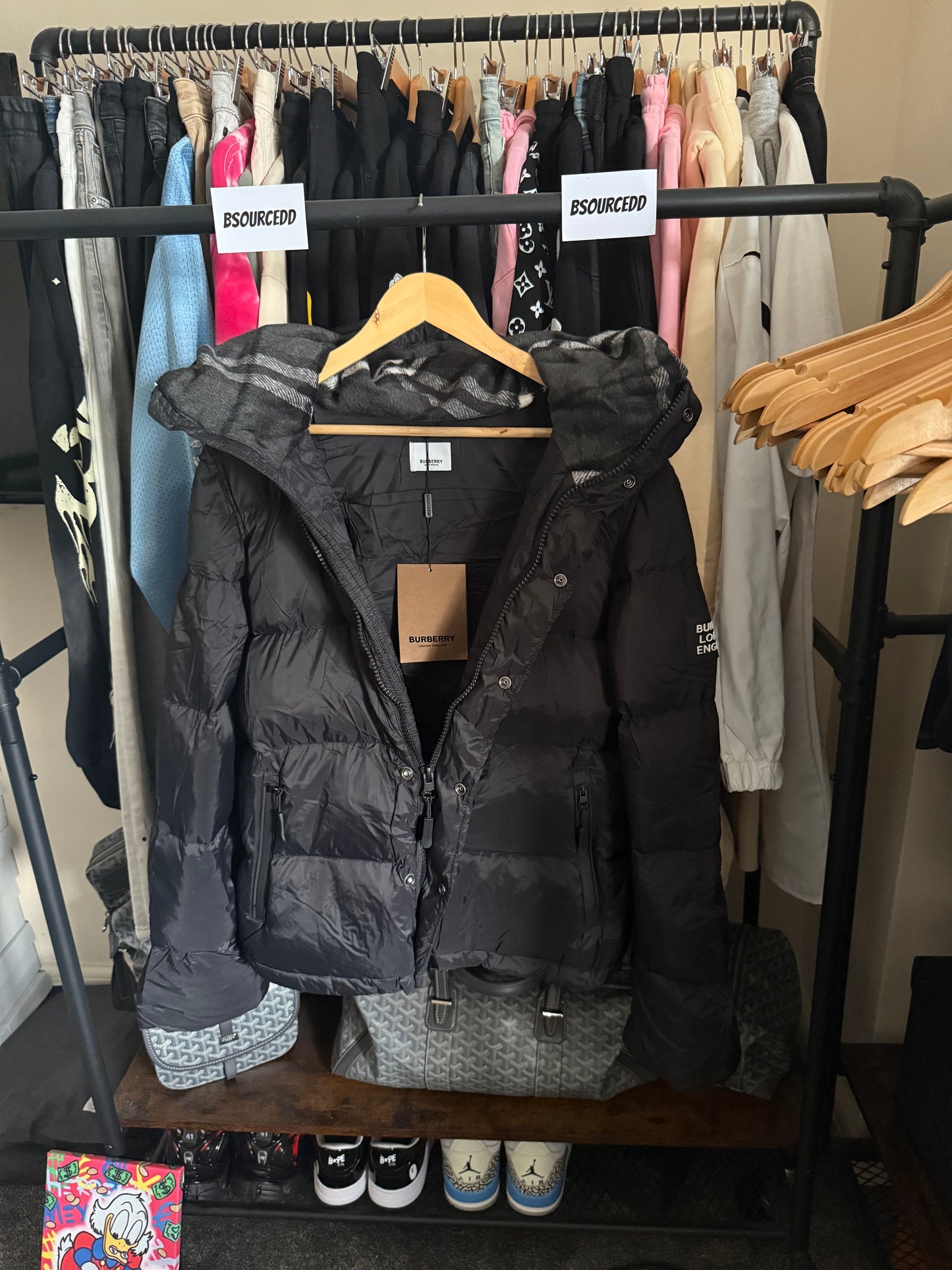 BURBERRY PUFFER JACKET