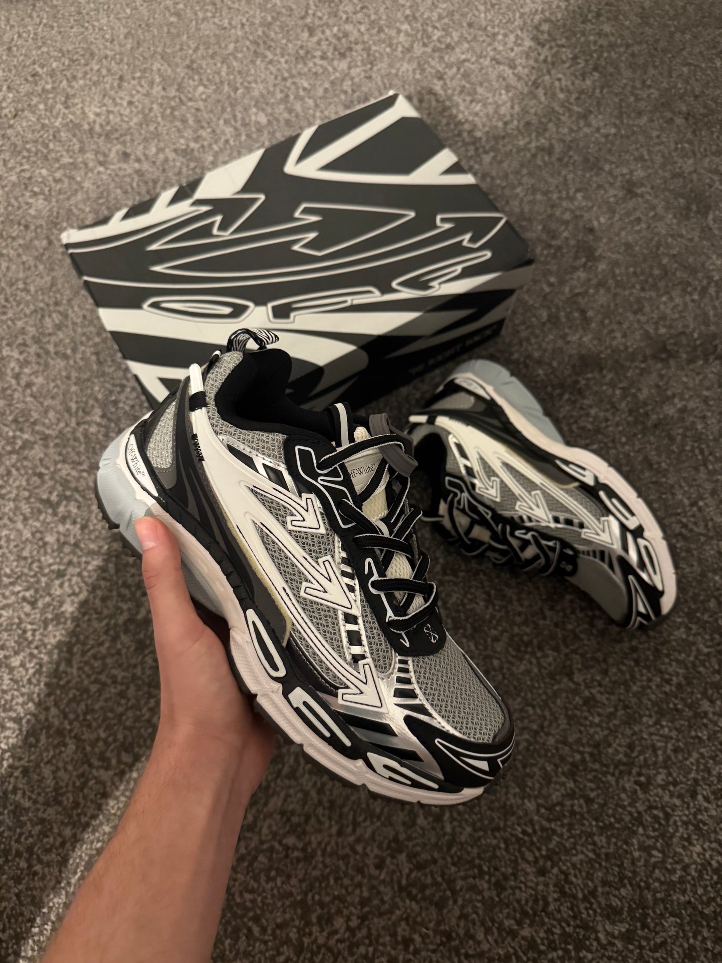 OFF-WHITE BE RIGHT BACK SNEAKERS