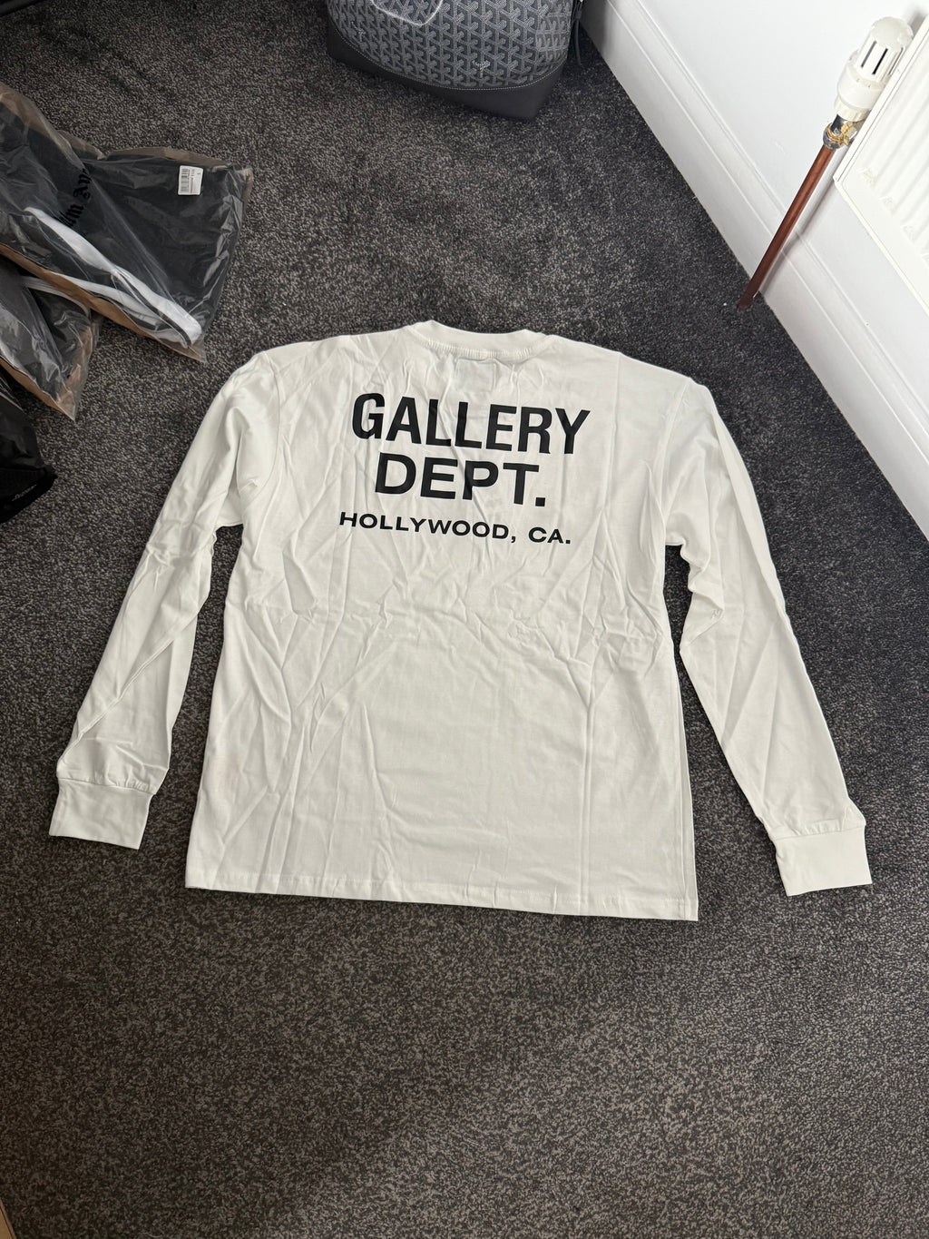 GALLERY DEPT. HOLLYWOOD, CA. LONG-SLEEVE