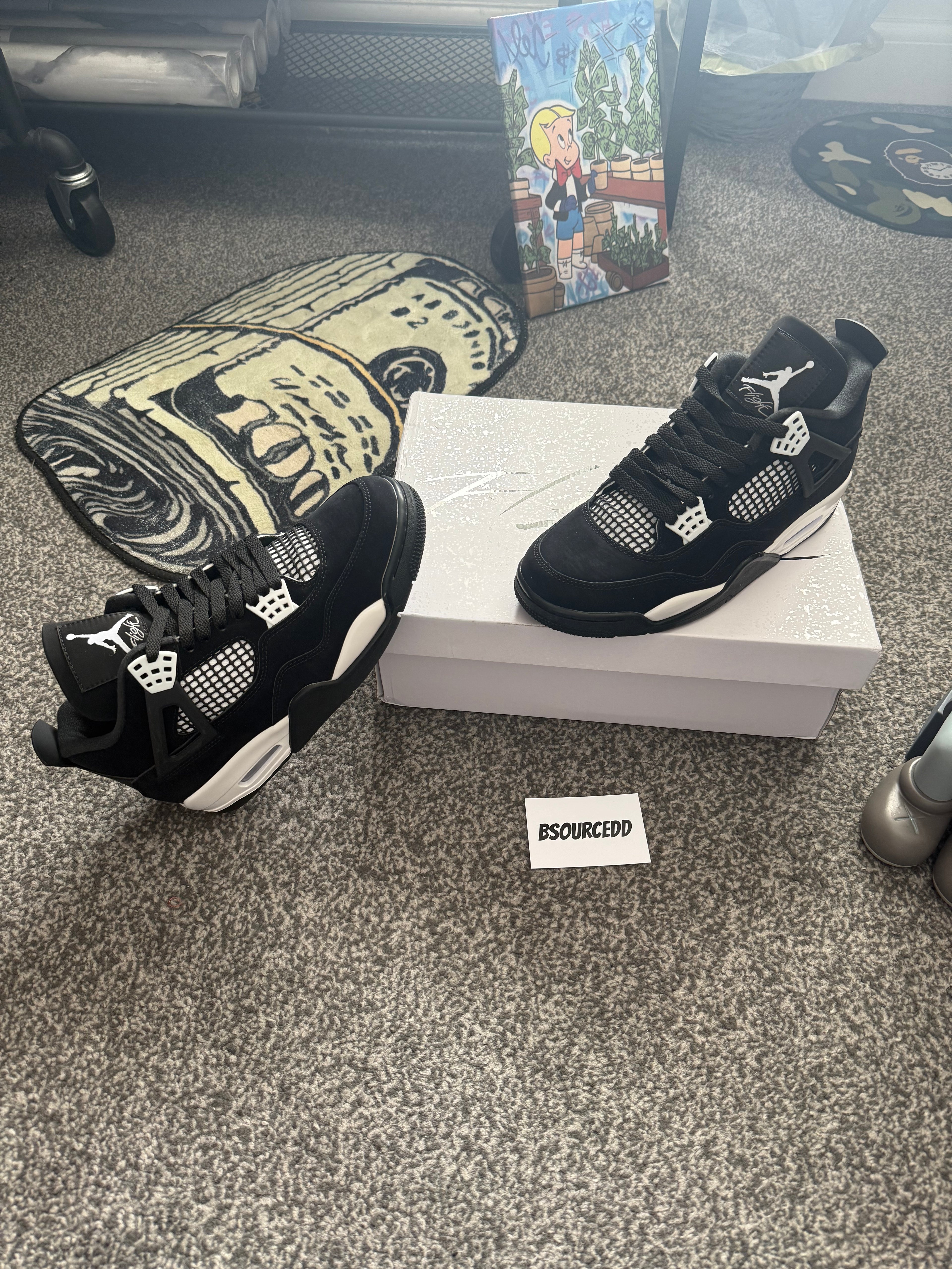 AIR JORDAN 4 WHITE THUNDER