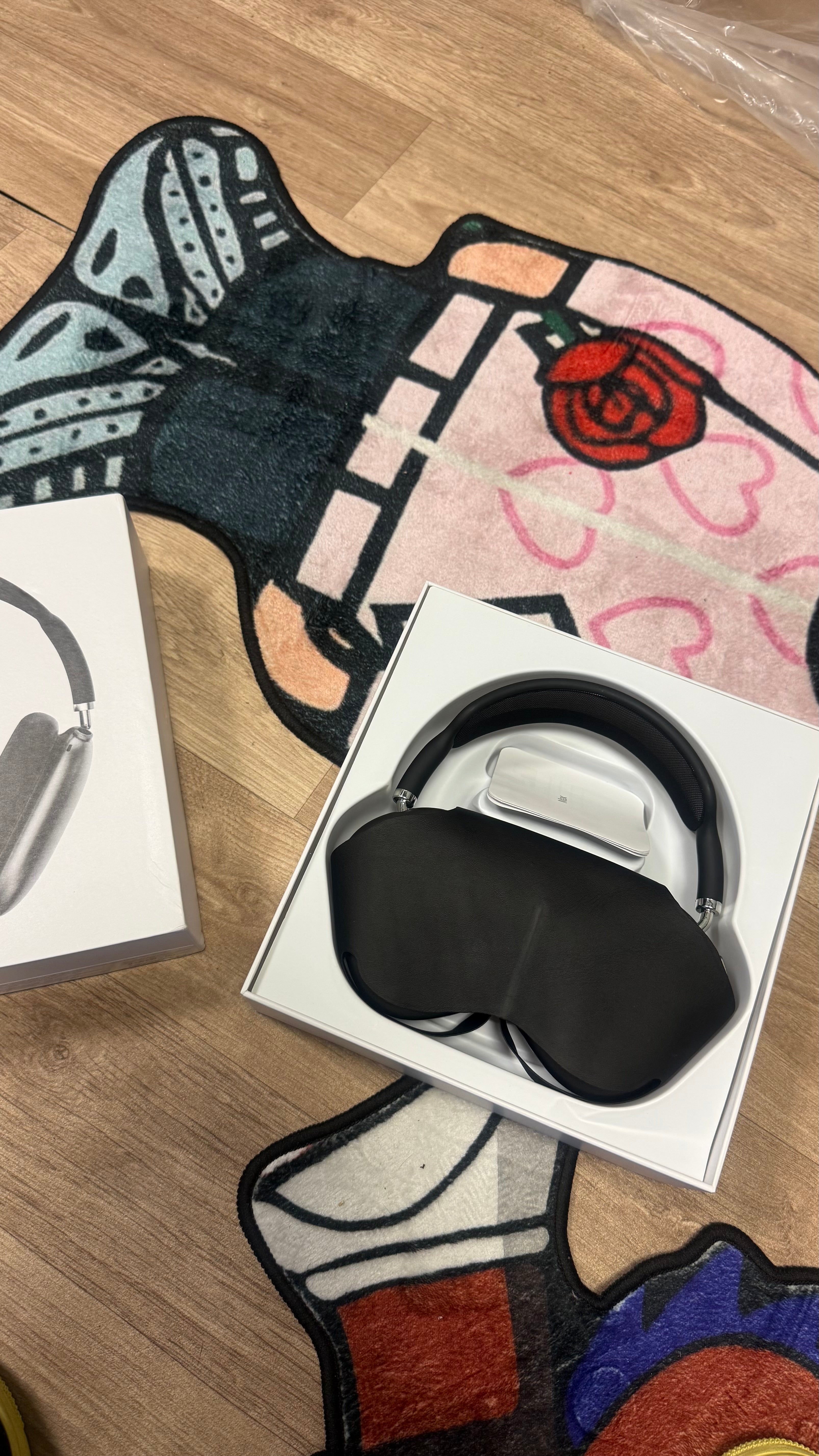 APPLE AIRPOD MAXES