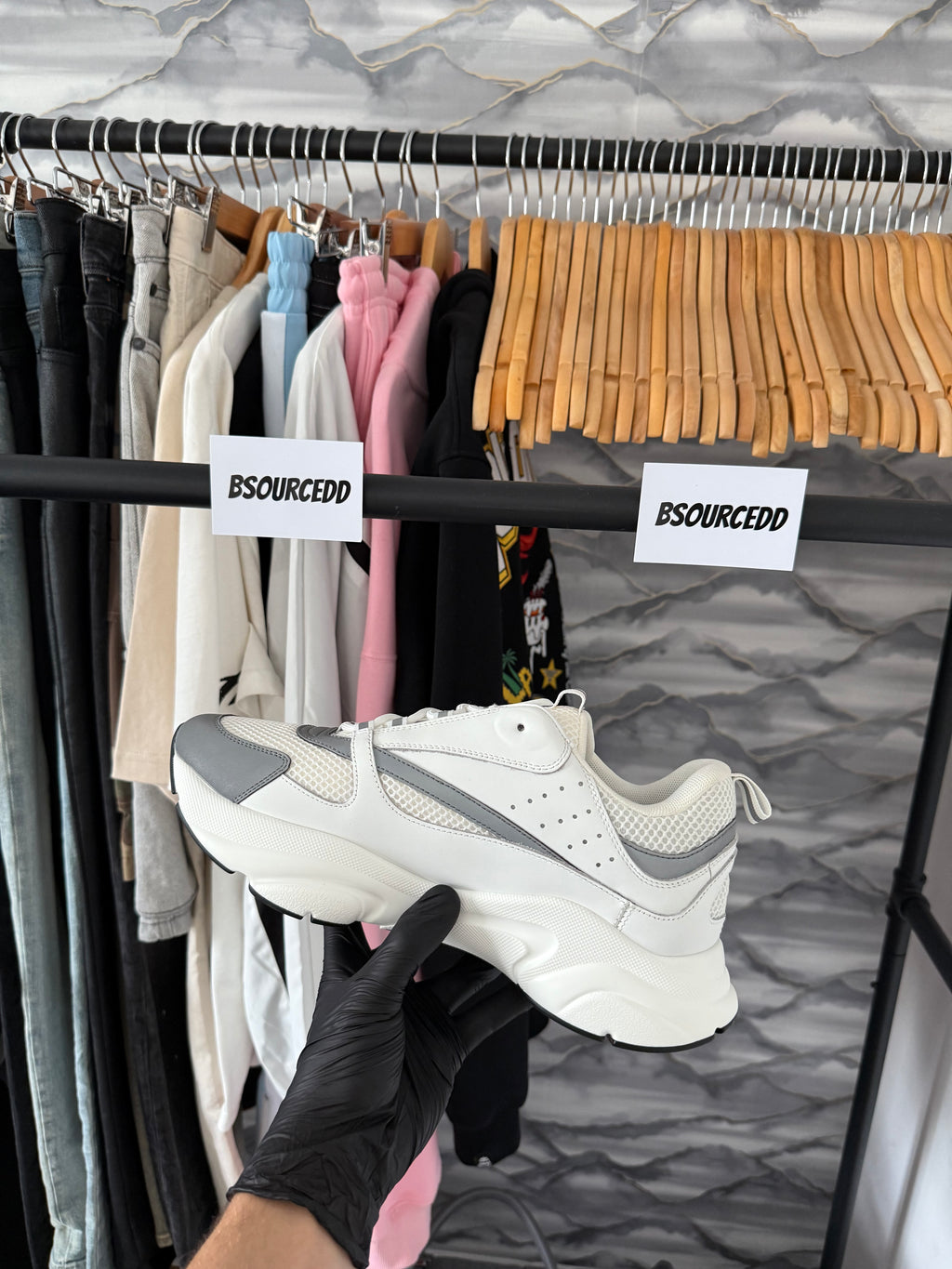 DIOR B22 WHITE SILVER