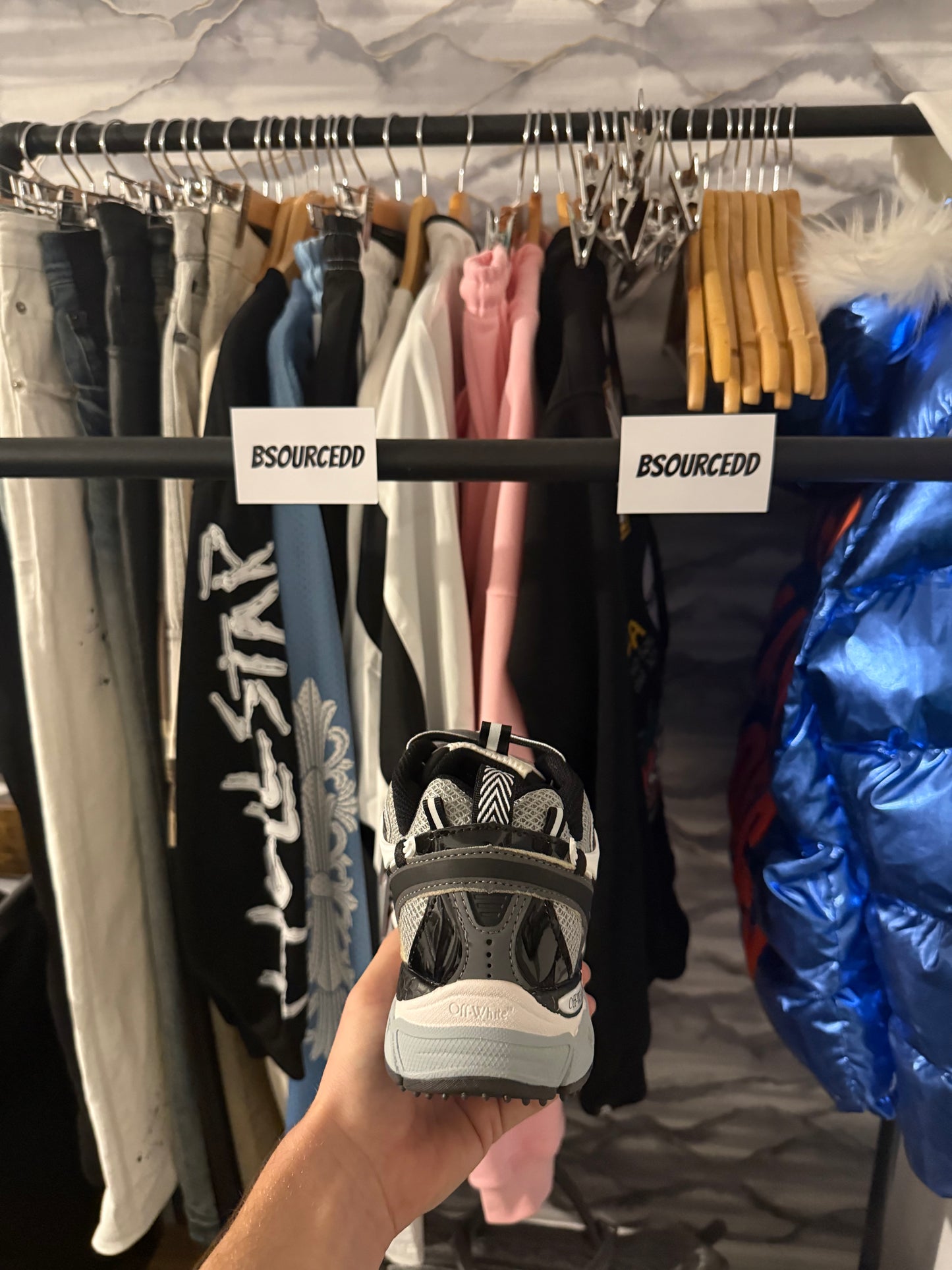 OFF-WHITE BE RIGHT BACK SNEAKERS