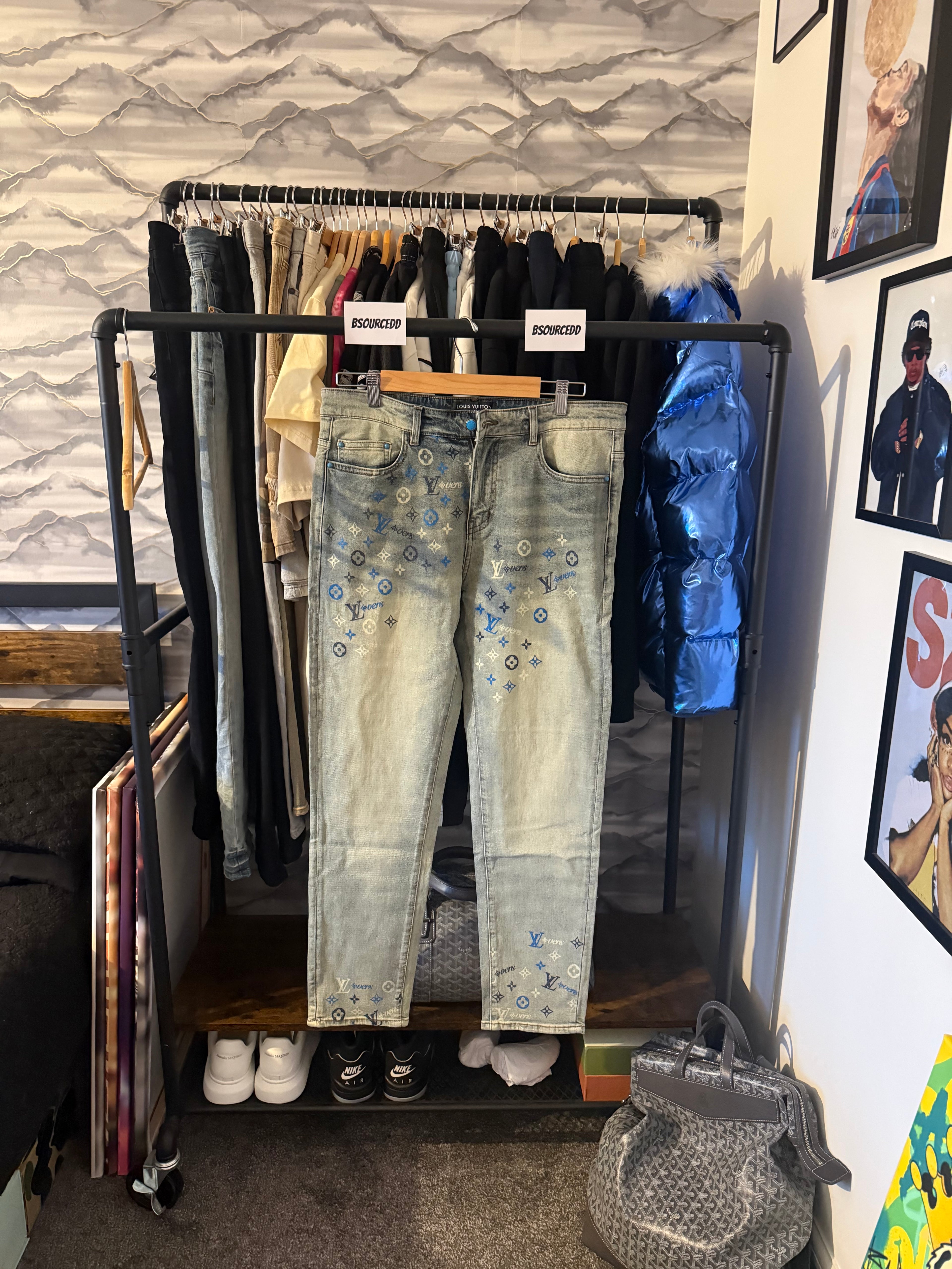 LV JEANS