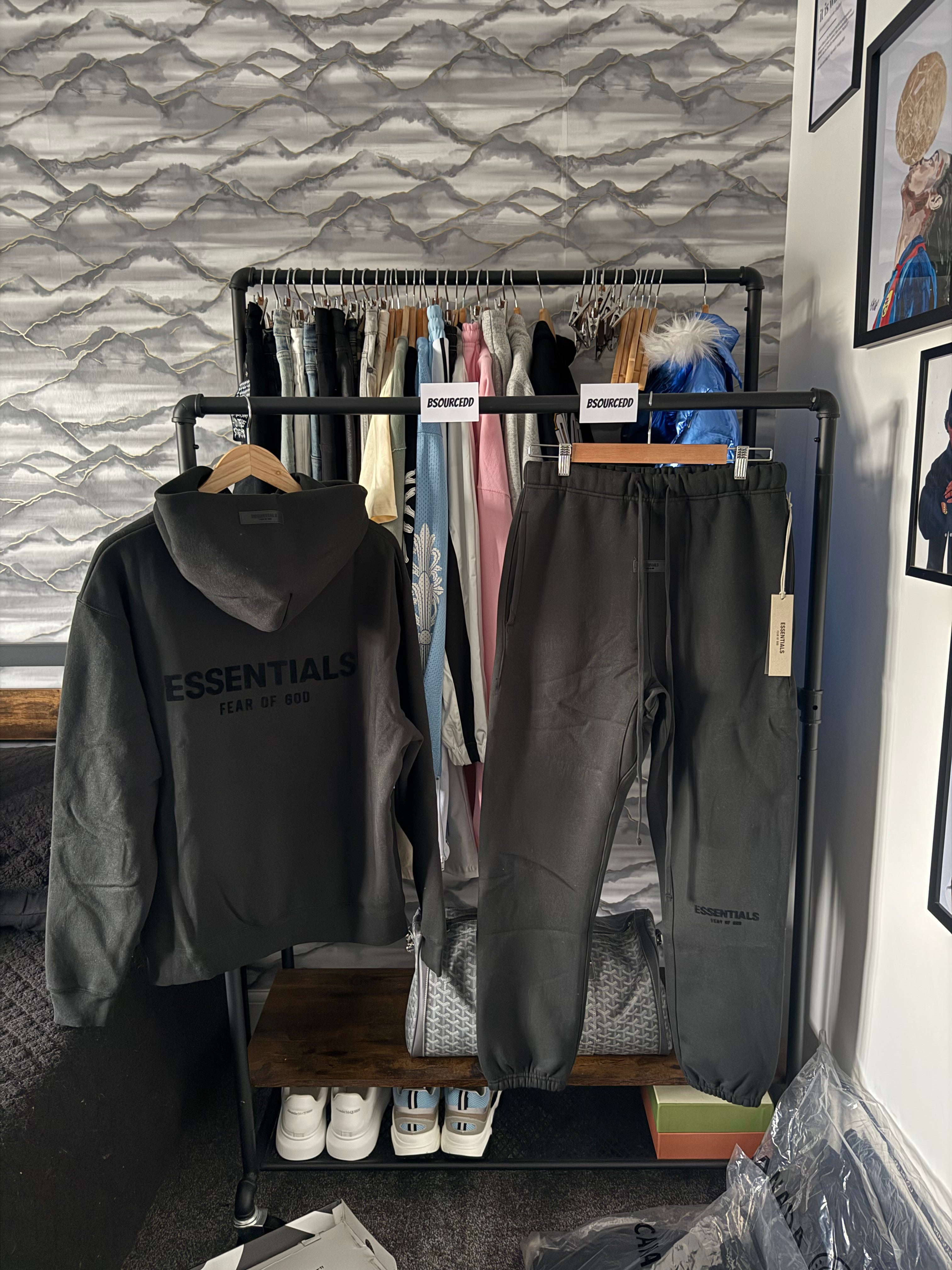 FEAR OF GOD ESSENTIALS BLACK TRACKSUIT (SS22)