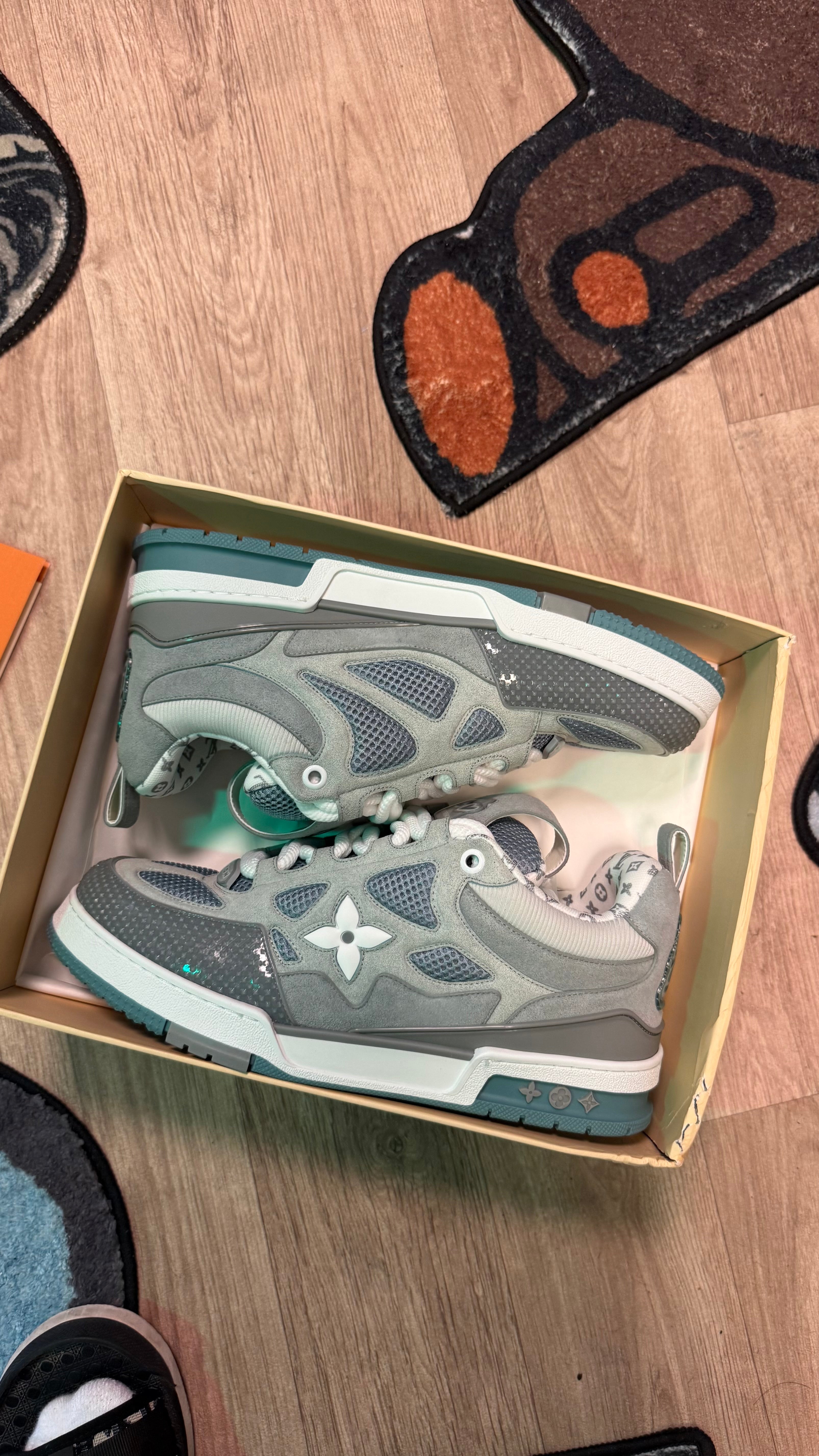 LV SKATES