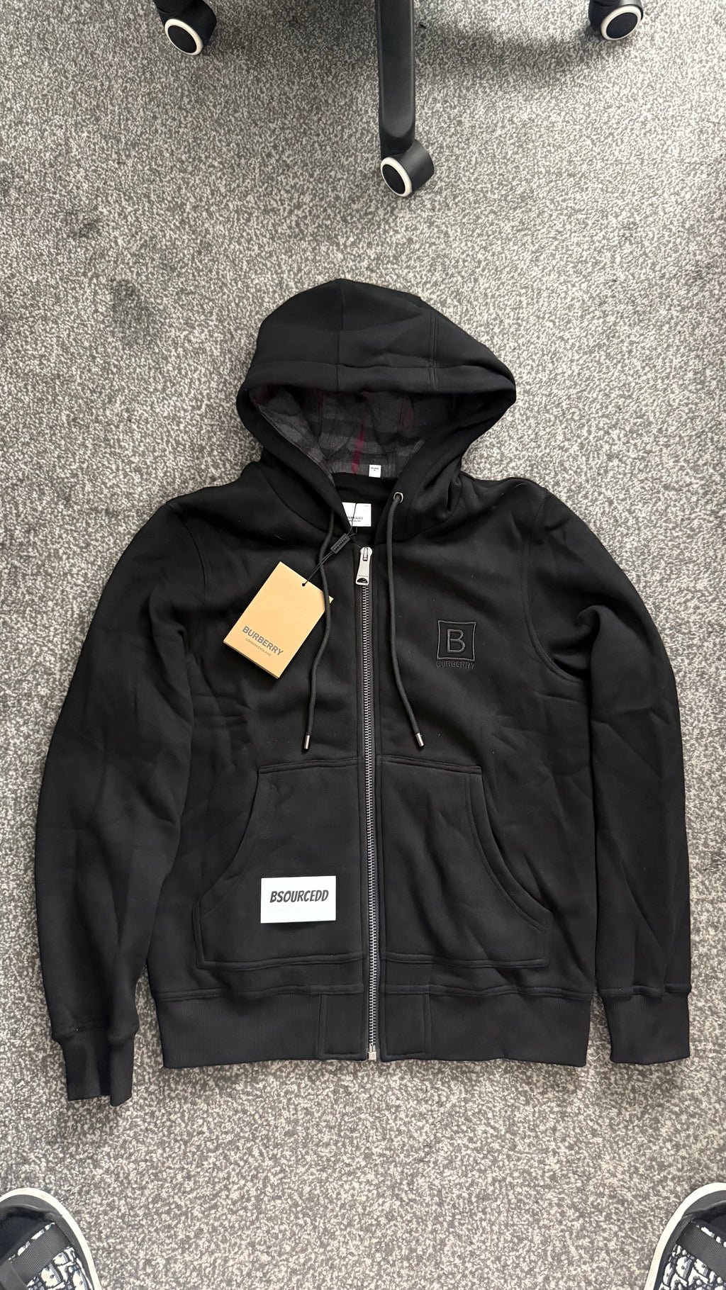 BURBERRY ZIP-UP HOODIE