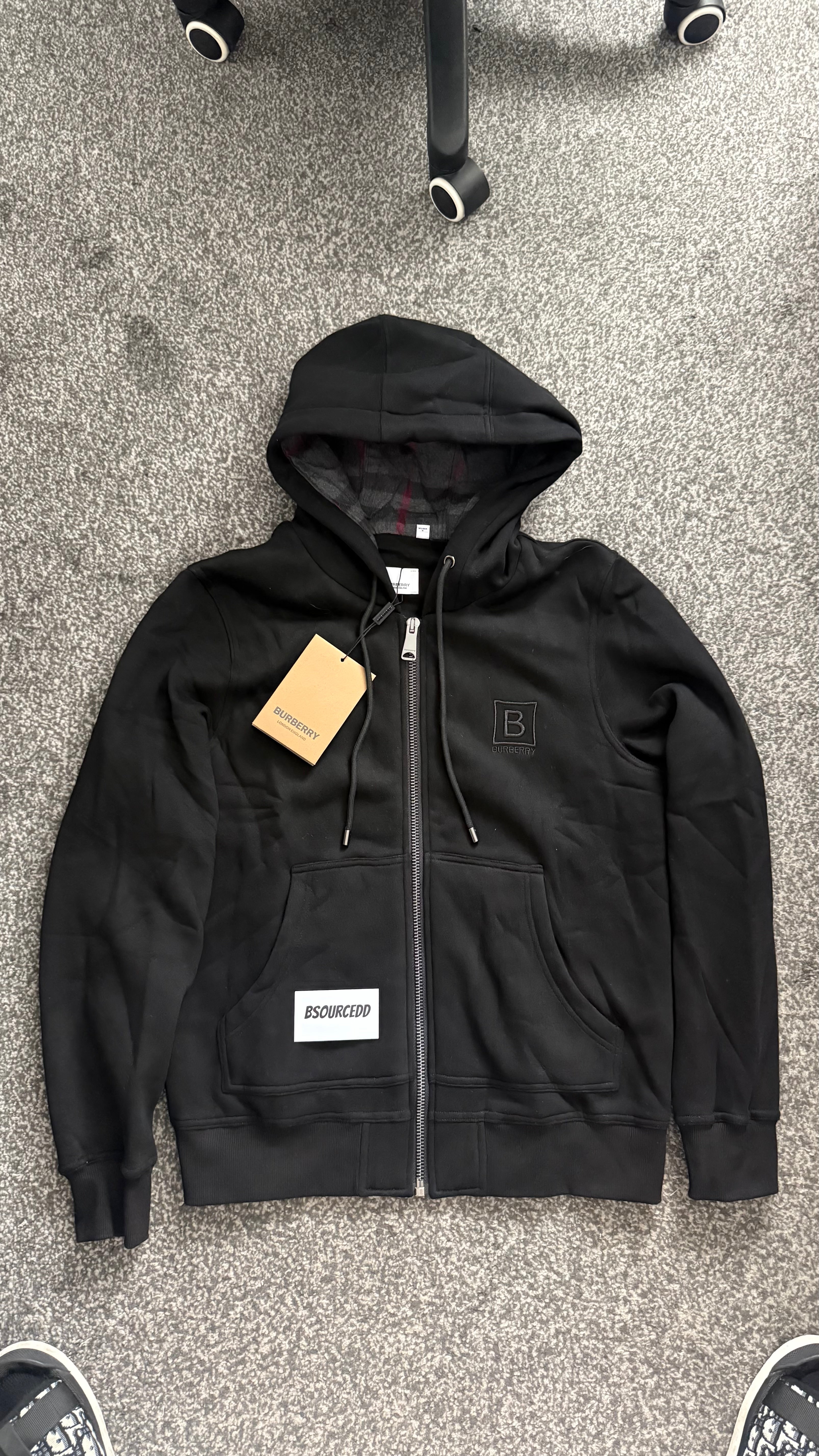 BURBERRY ZIP-UP HOODIE