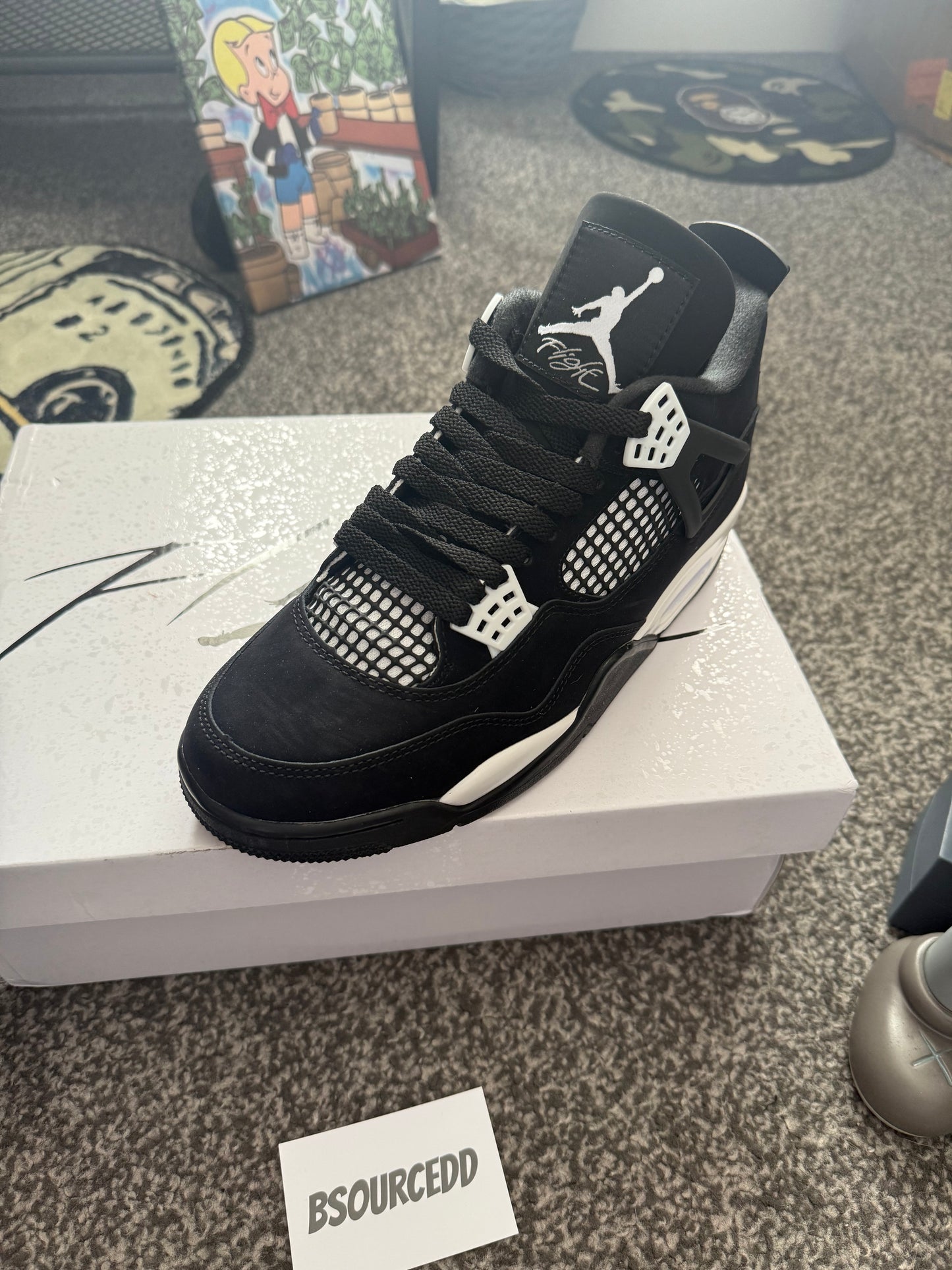 AIR JORDAN 4 WHITE THUNDER