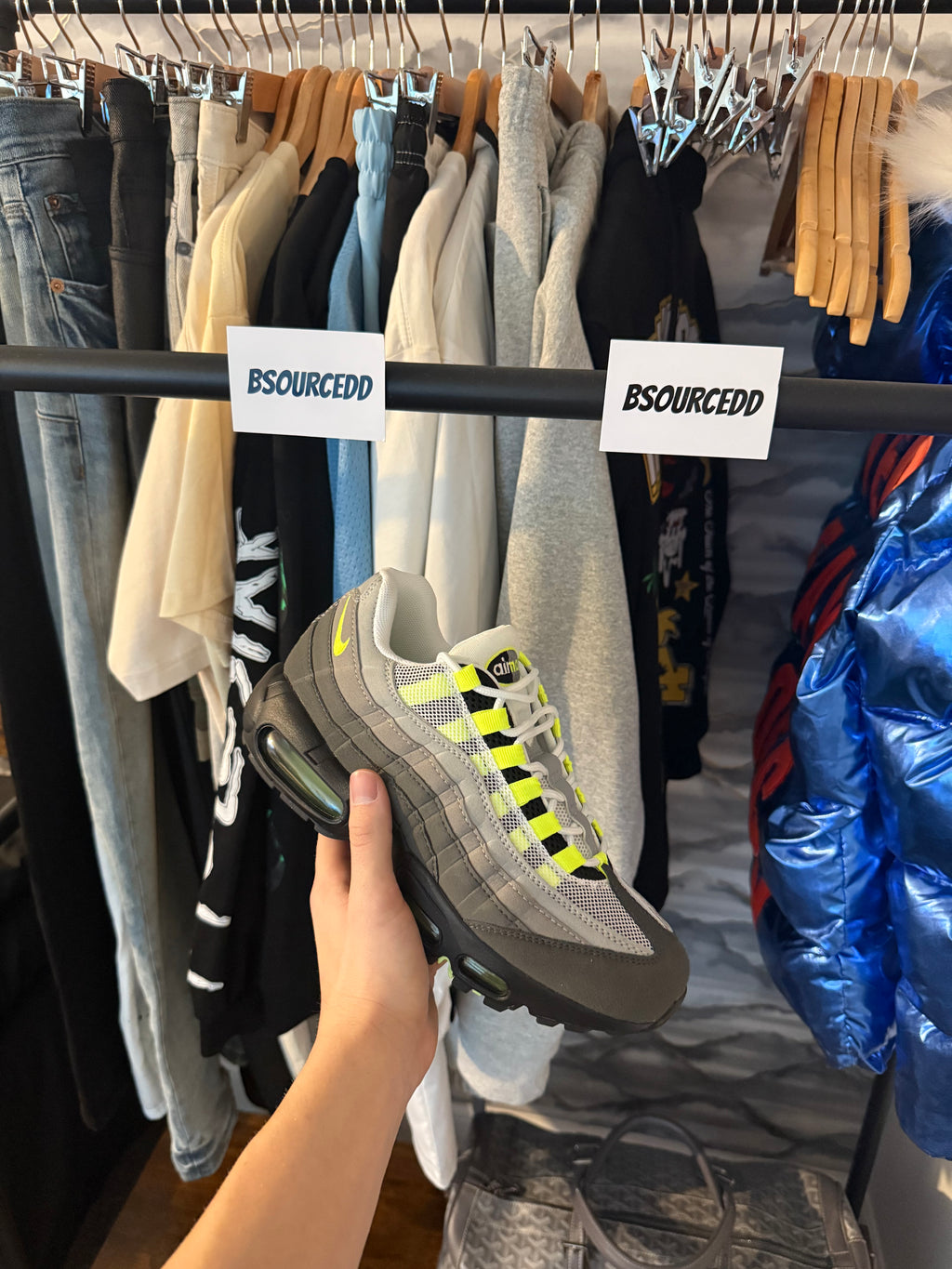 NIKE AIRMAX 95’S NEON