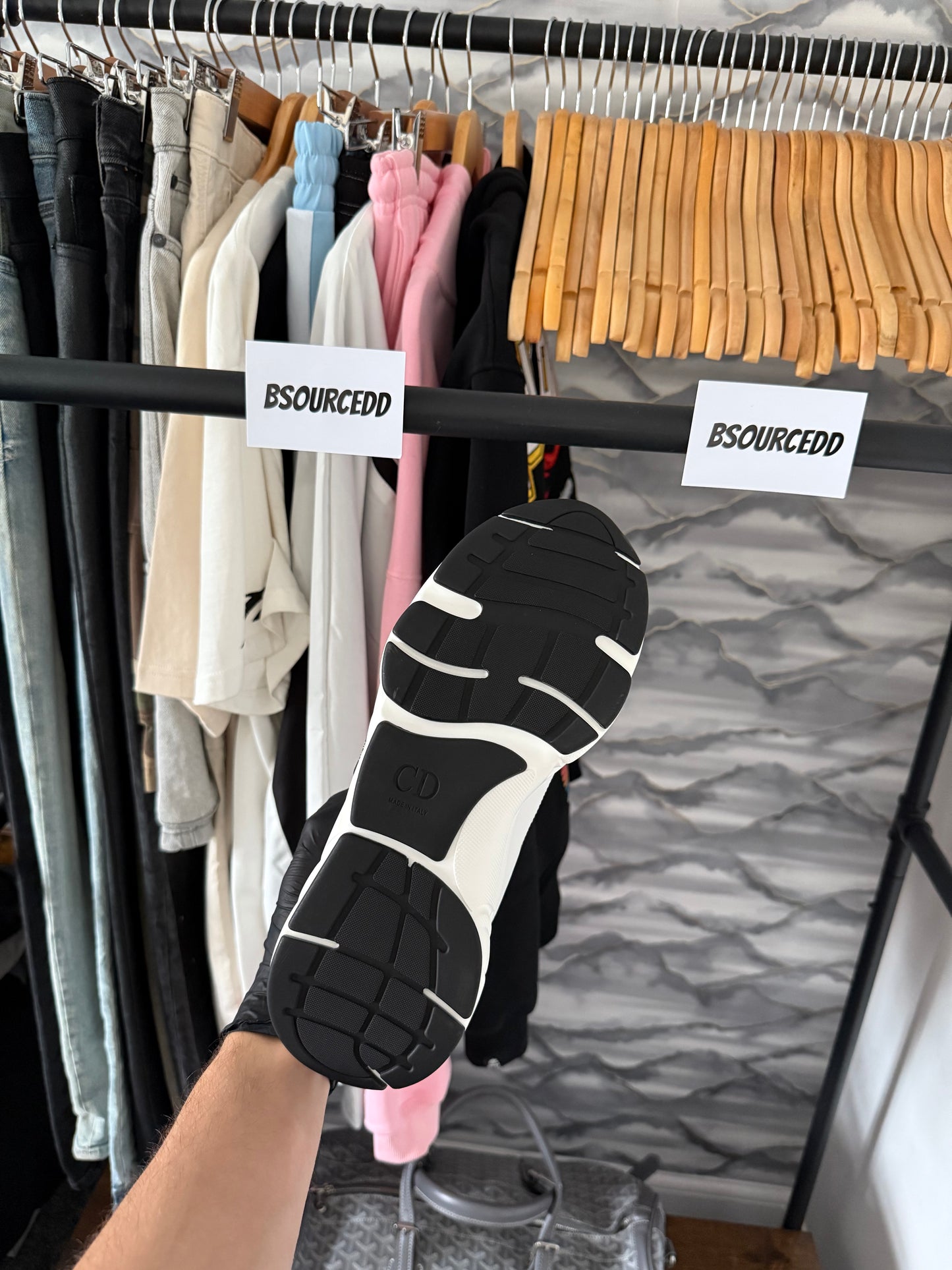 DIOR B22 WHITE SILVER