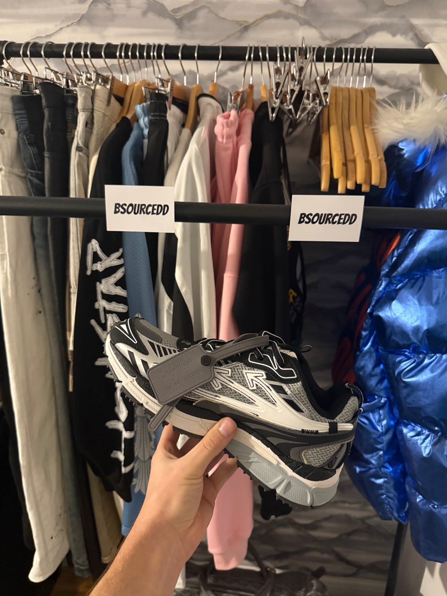 OFF-WHITE BE RIGHT BACK SNEAKERS