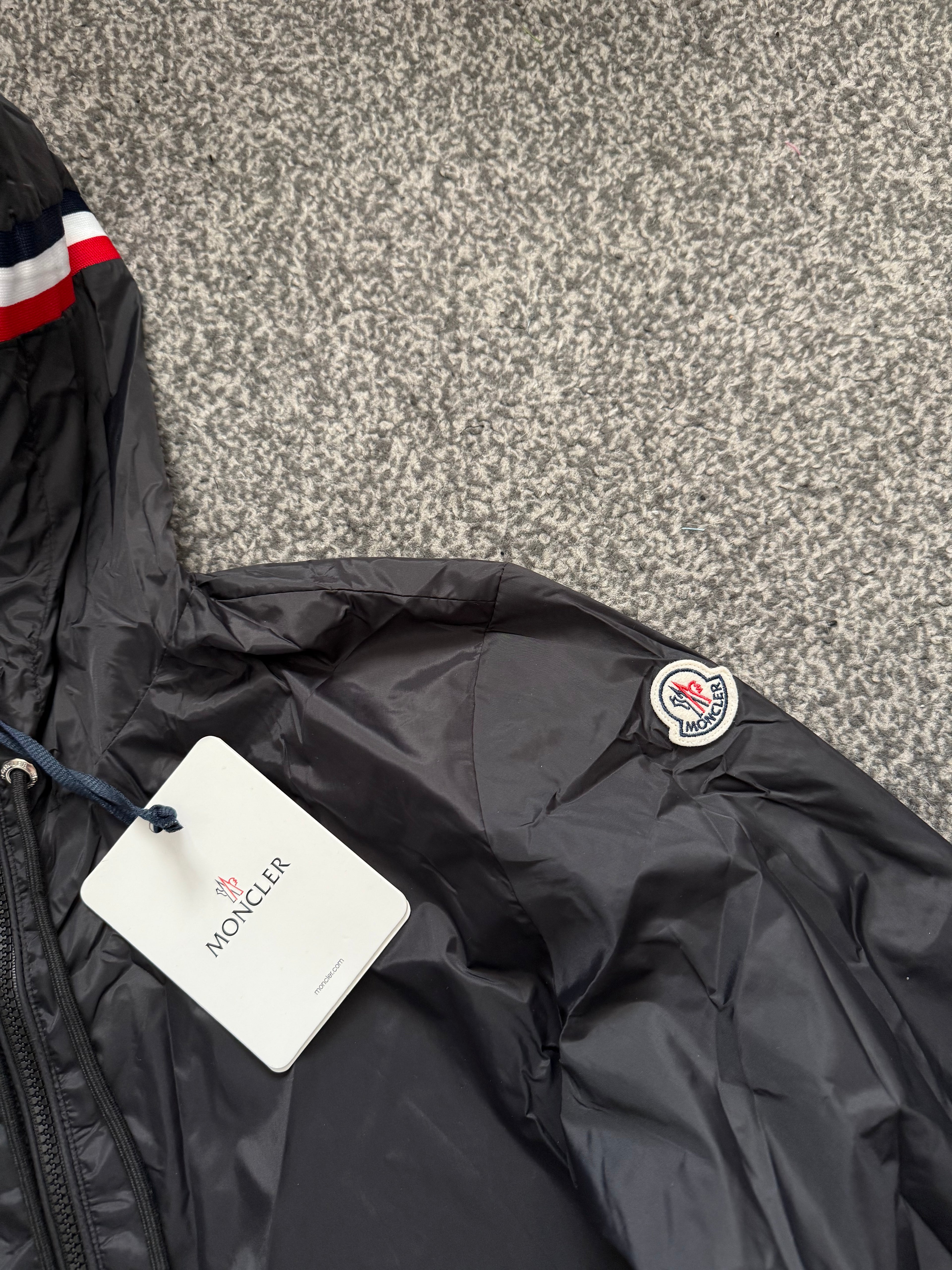 MONCLER WINDBREAKER BLACK