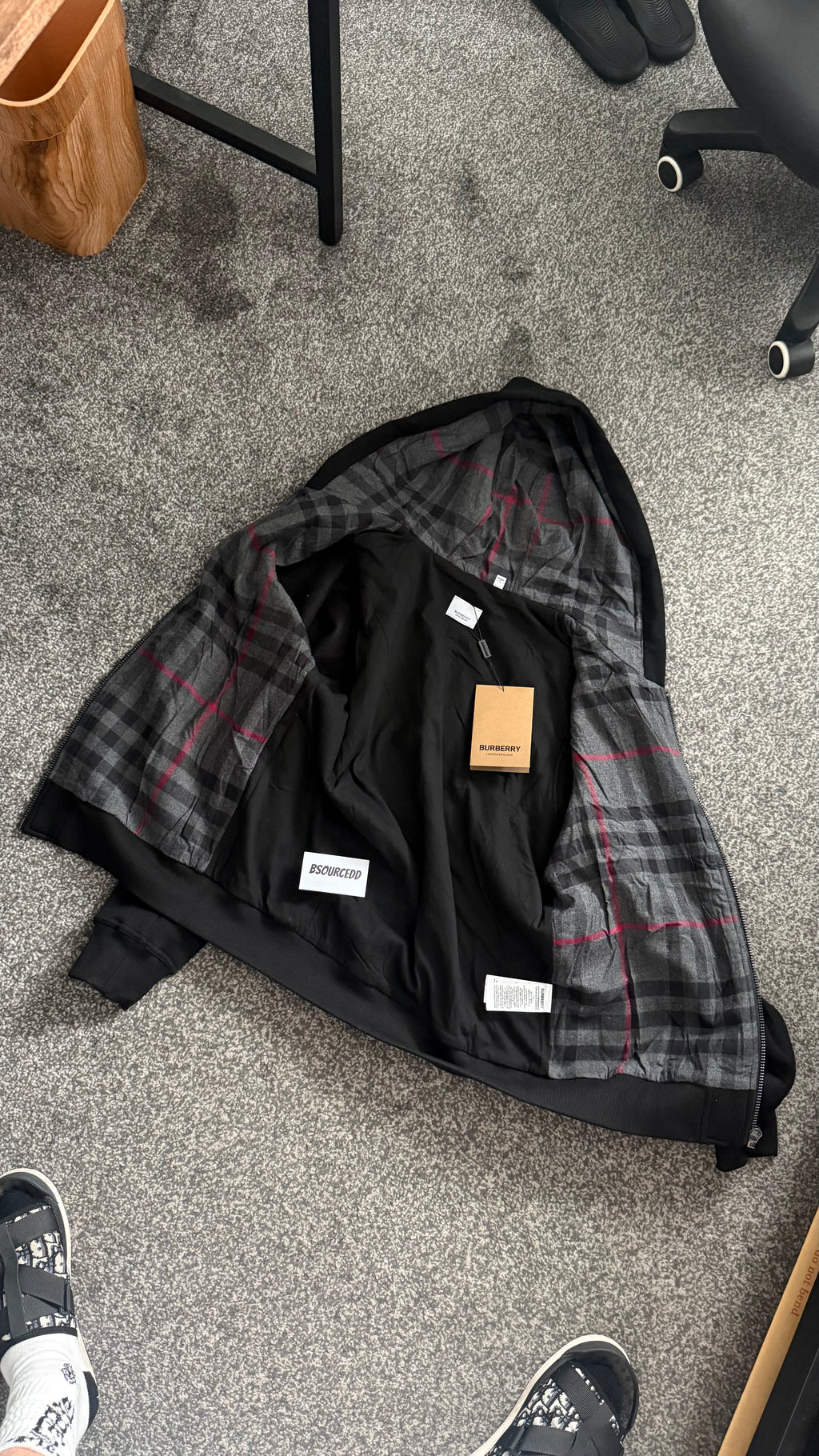 BURBERRY ZIP-UP HOODIE