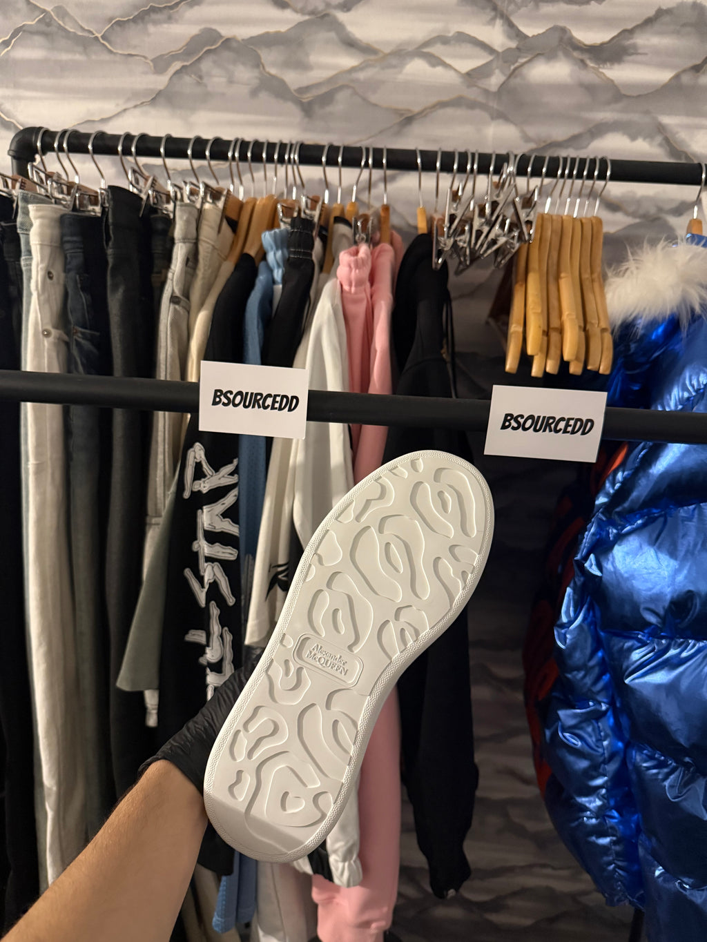 ALEXANDER MCQUEENS WHITE UNISEX