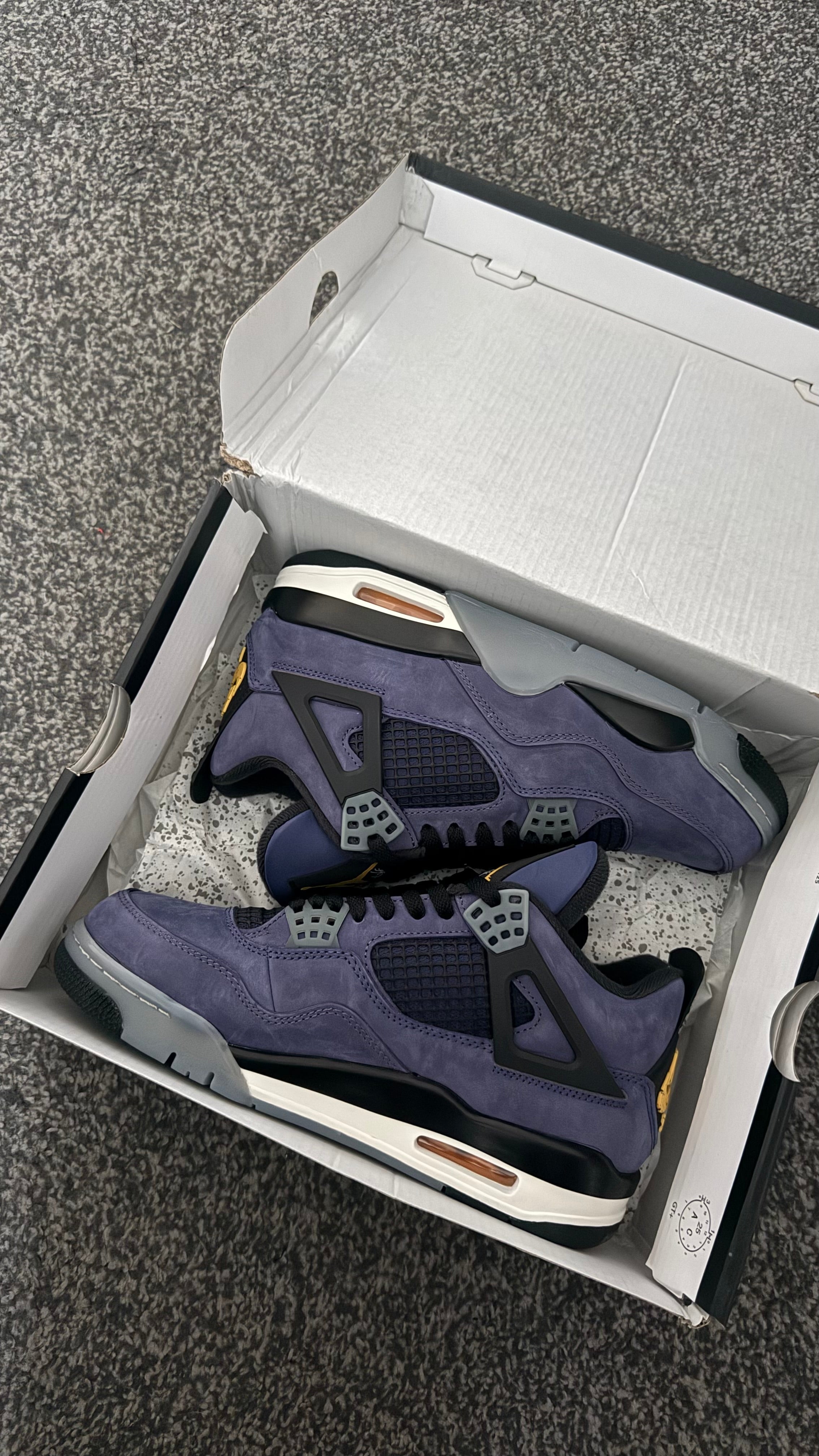 JORDAN 4’S PURPLE