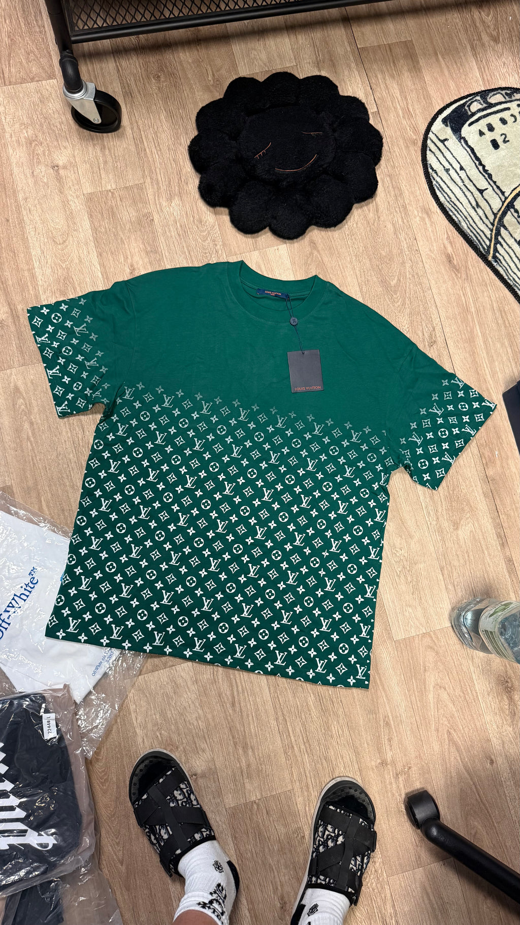 LV TEE