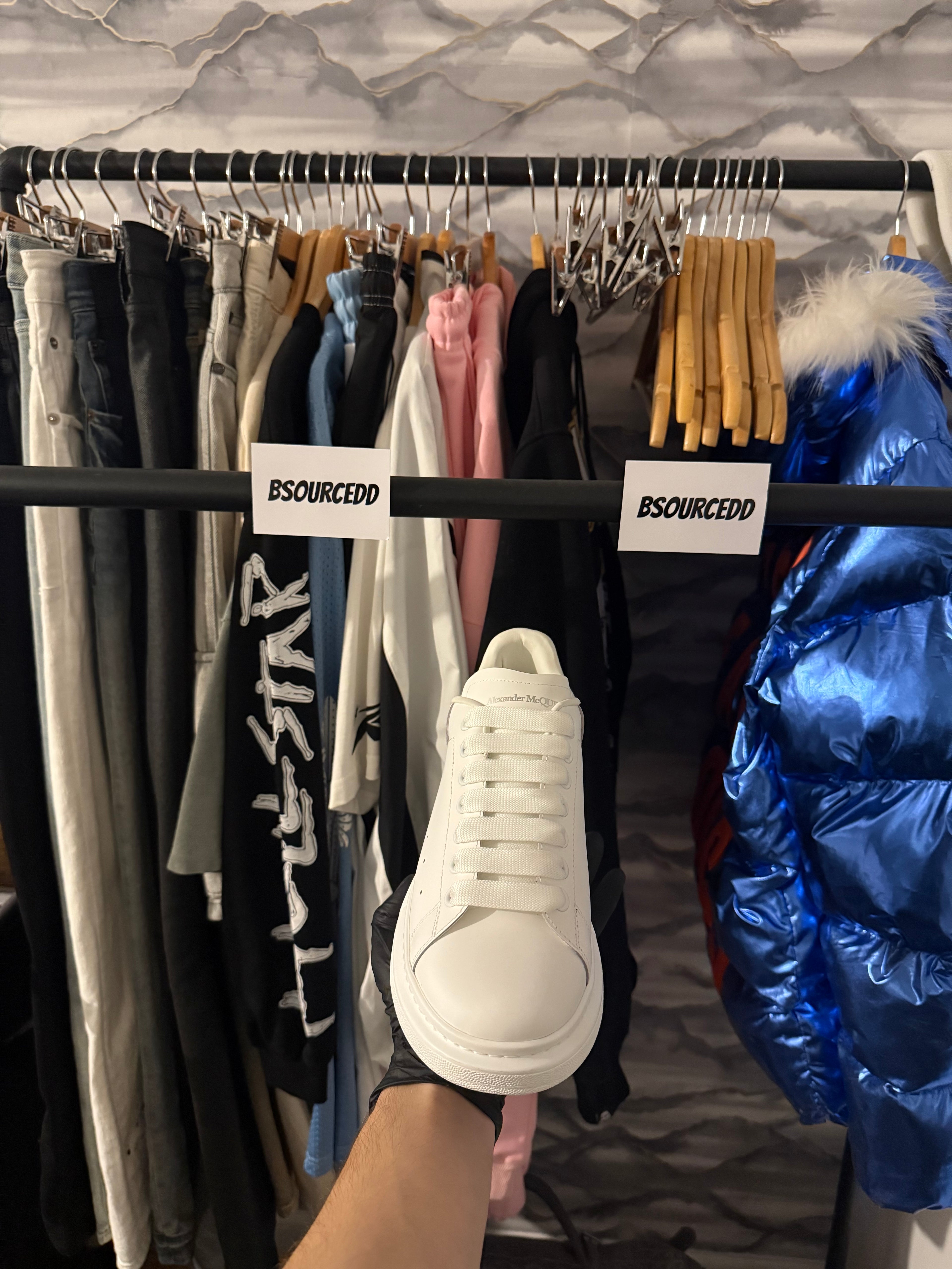 ALEXANDER MCQUEENS WHITE UNISEX