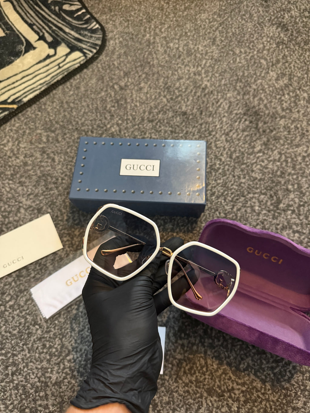 LADIES GUCCI GLASSES