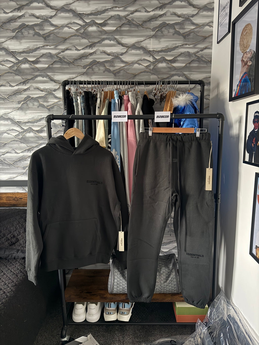 FEAR OF GOD ESSENTIALS BLACK TRACKSUIT (SS22)