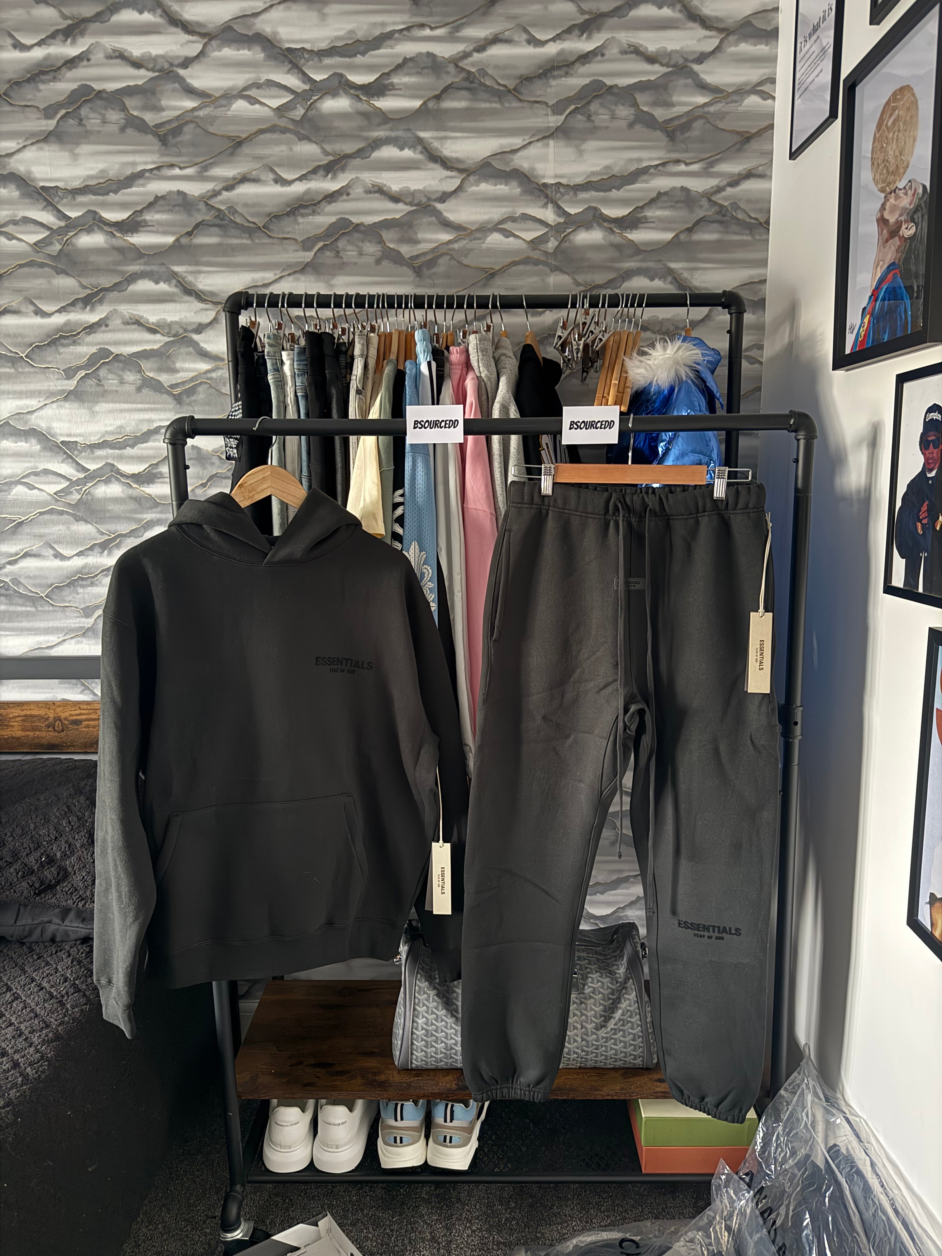 FEAR OF GOD ESSENTIALS BLACK TRACKSUIT (SS22)
