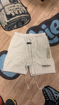 ESSENTIALS SHORTS