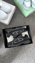 DIOR B30 BLACK