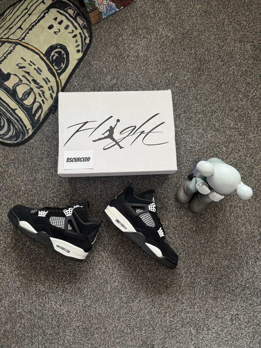 AIR JORDAN 4 WHITE THUNDER