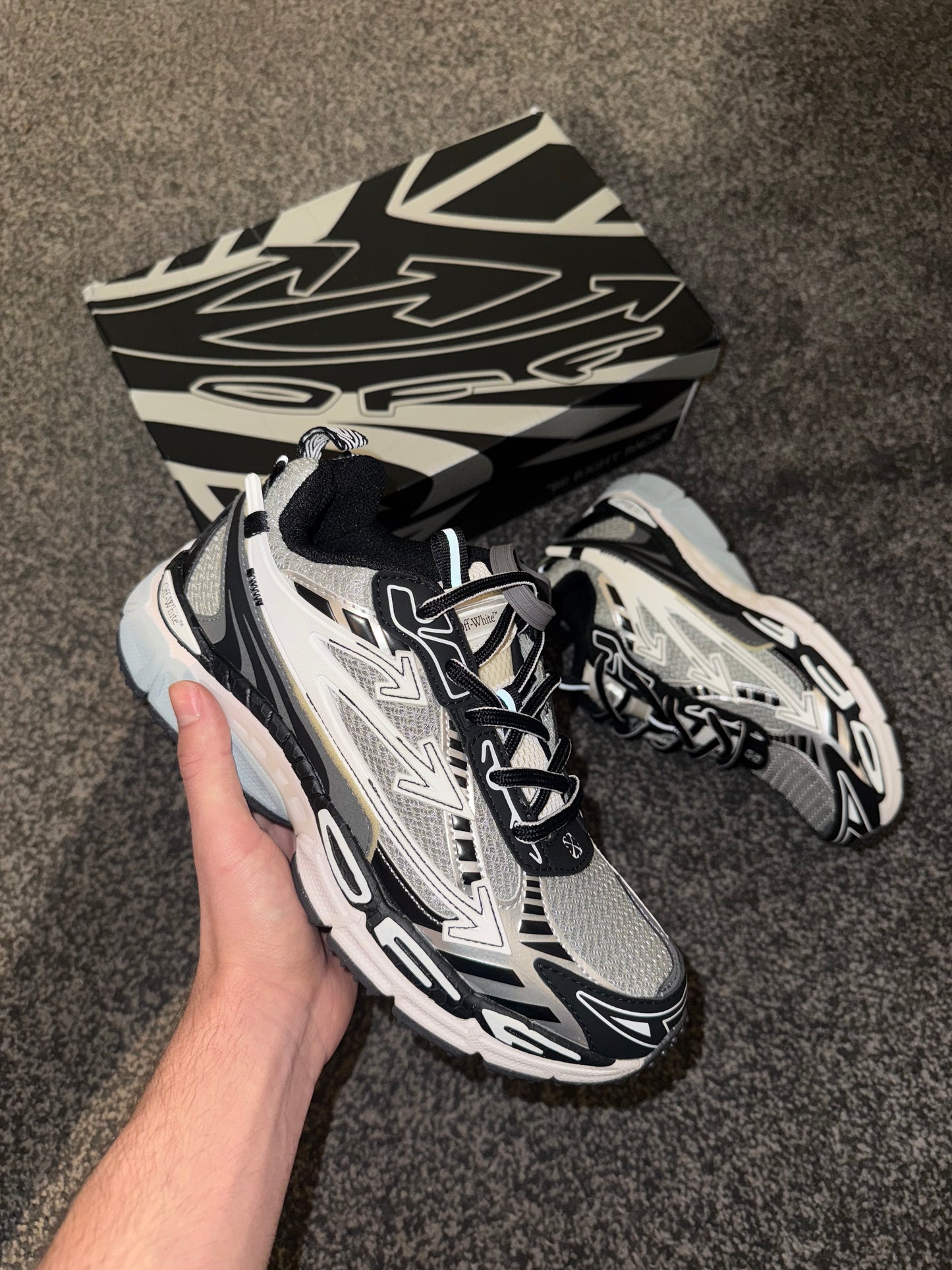 OFF-WHITE BE RIGHT BACK SNEAKERS