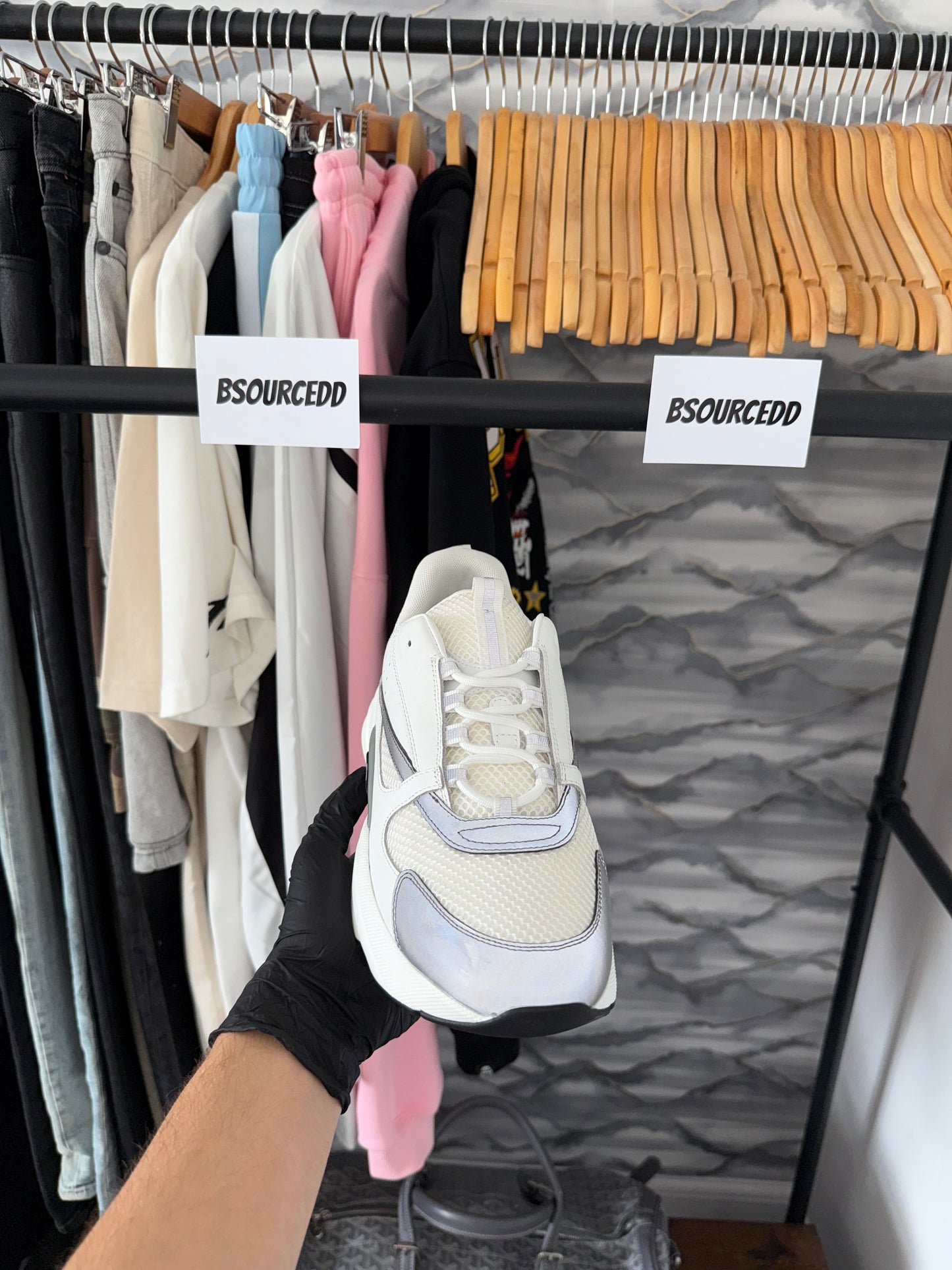 DIOR B22 WHITE SILVER