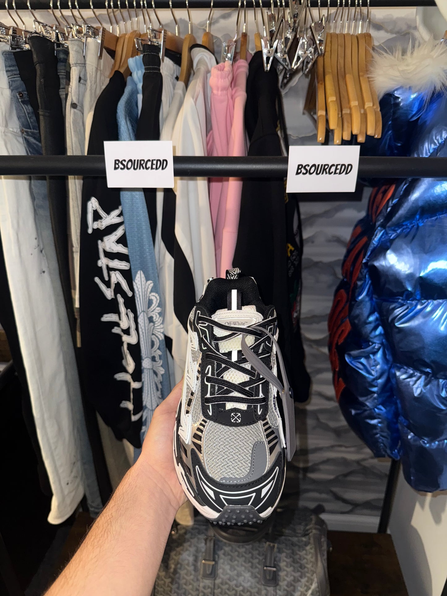 OFF-WHITE BE RIGHT BACK SNEAKERS