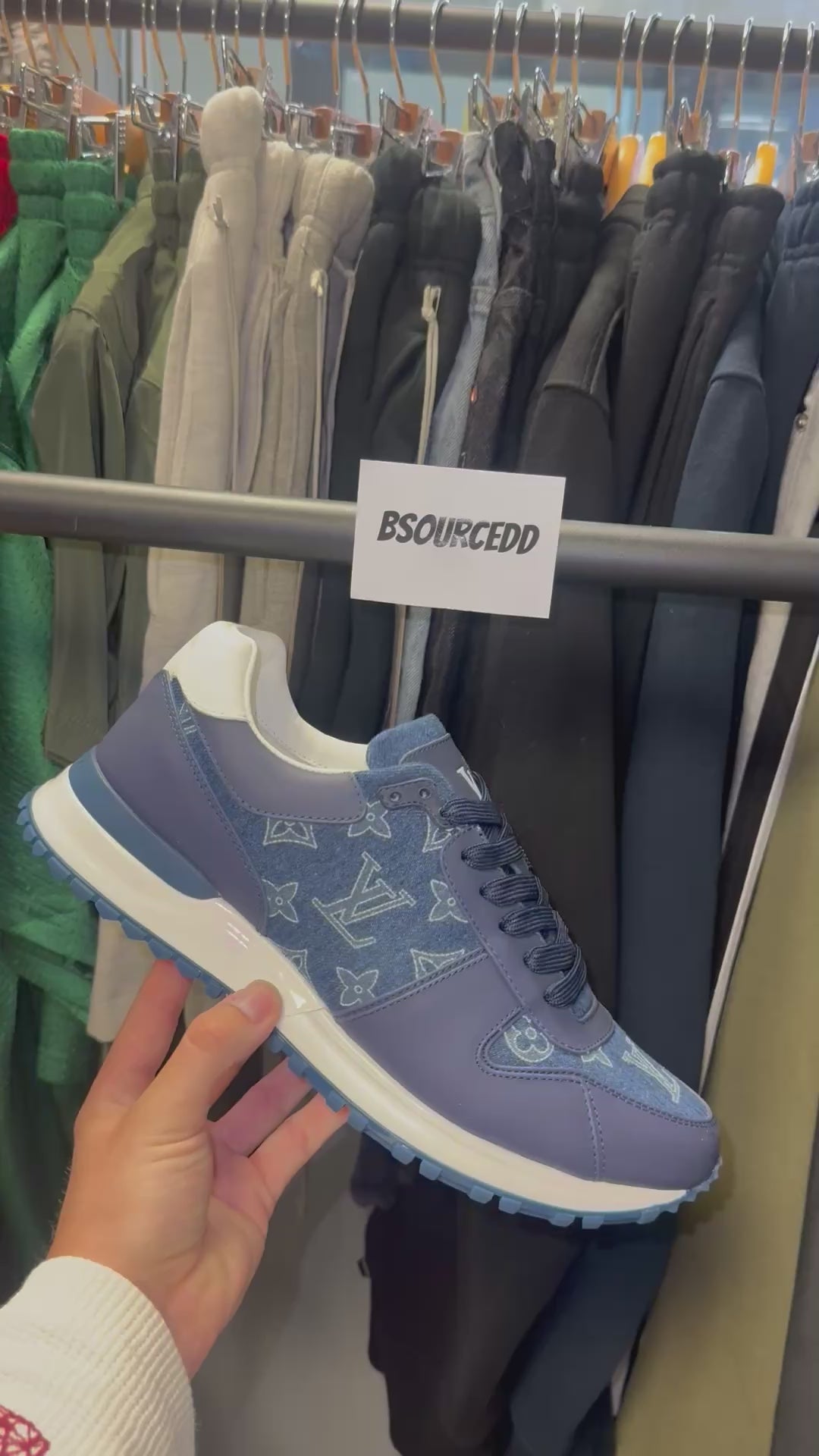 LV SHOES