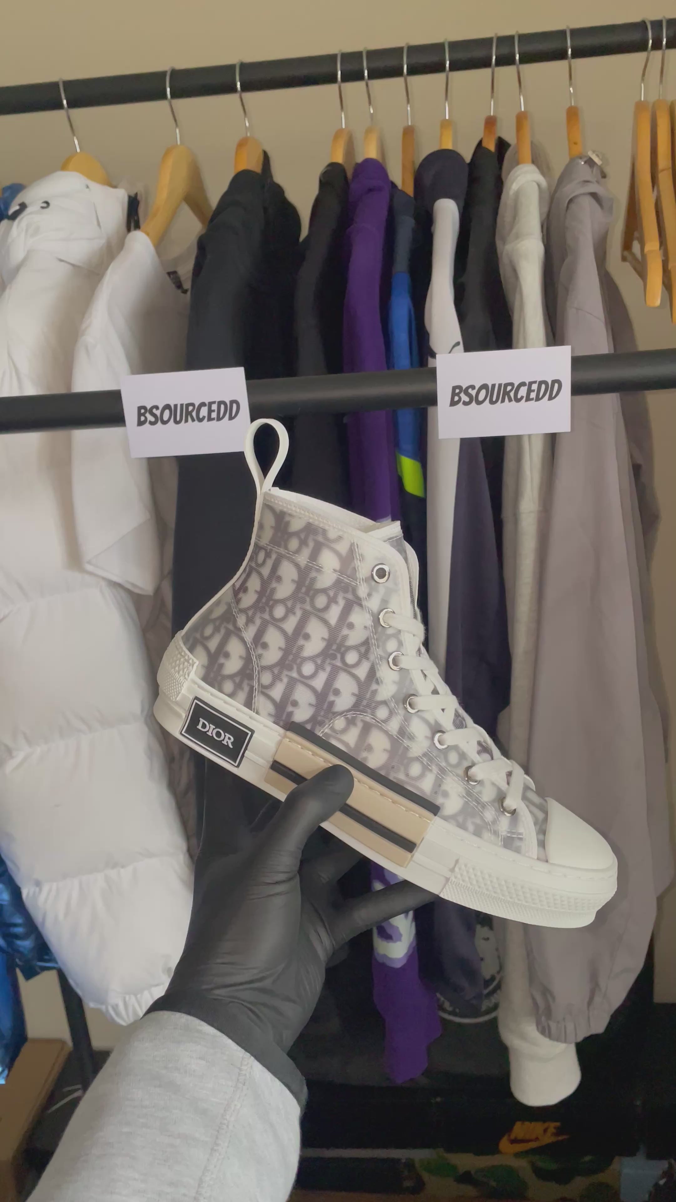 DIOR B23