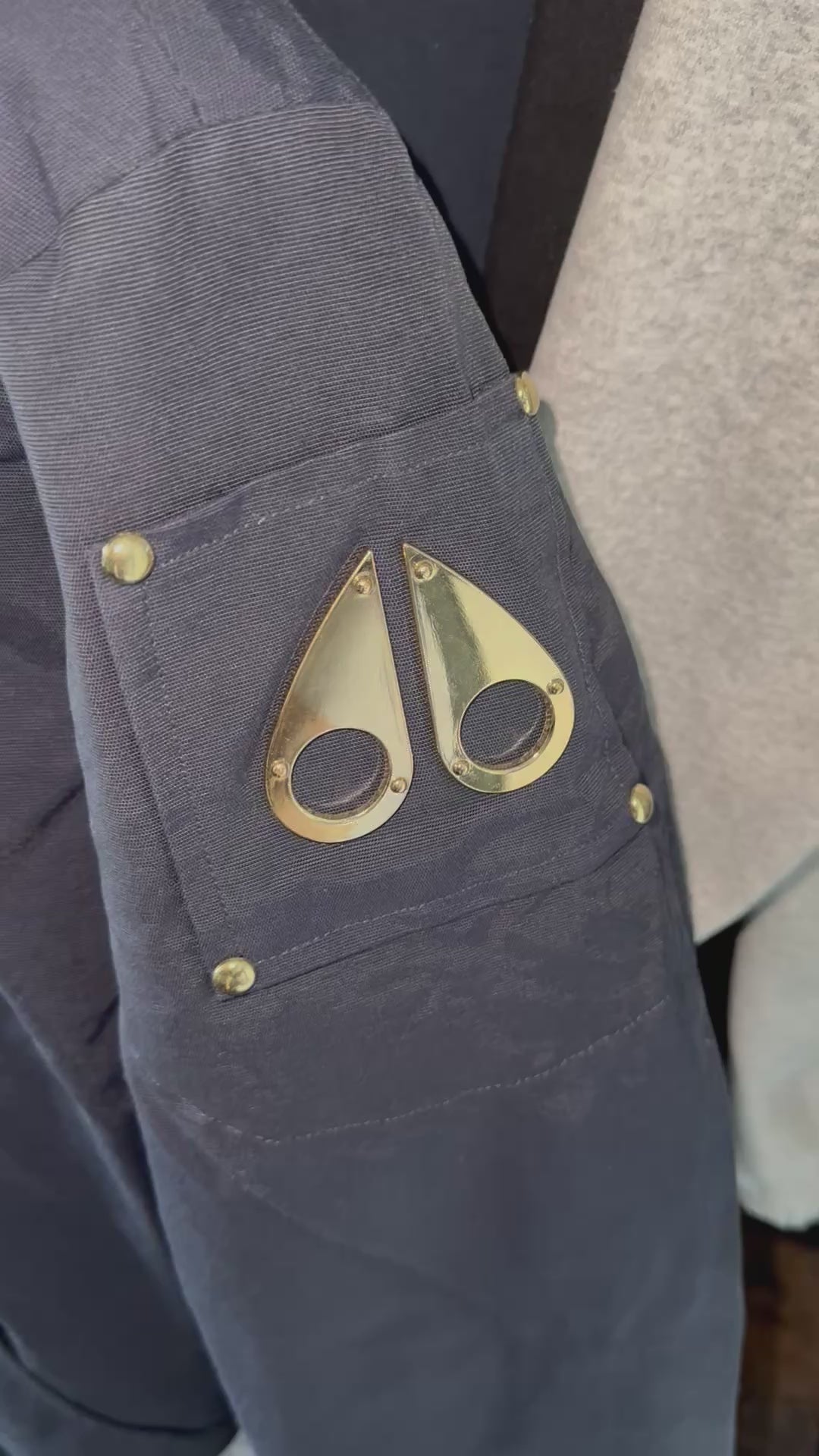 MOOSE KNUCKLES JACKET GOLD