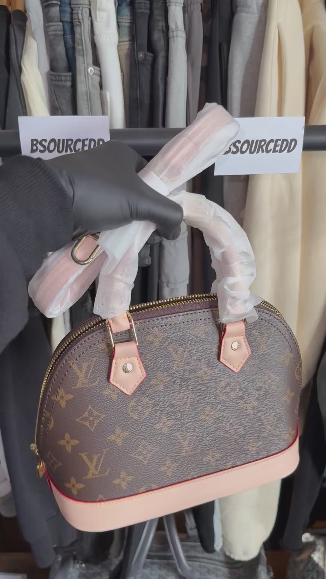 LADIES LV BAG