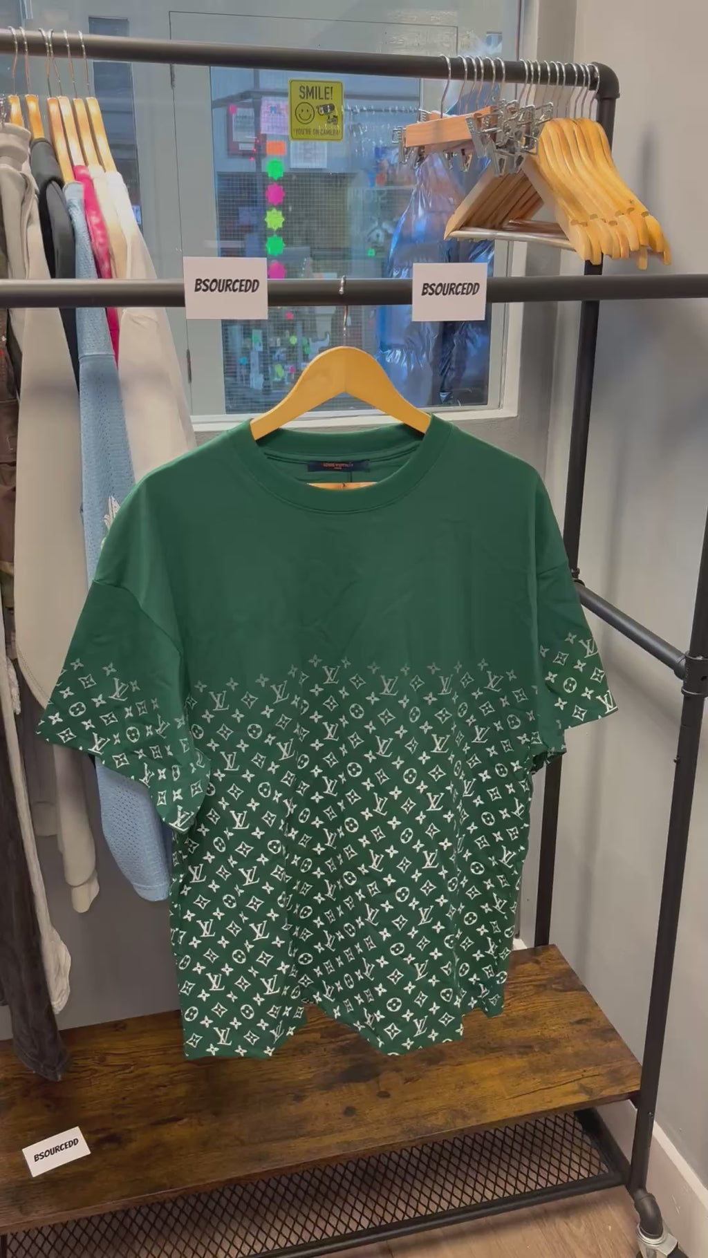 LV TEE